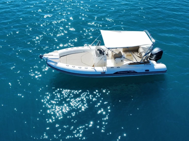 Noleggio Gommone con o senza skipper Capelli a Antibes