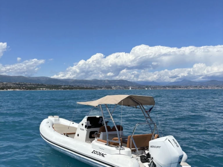 Noleggio Gommone con o senza skipper Zodiac a Antibes