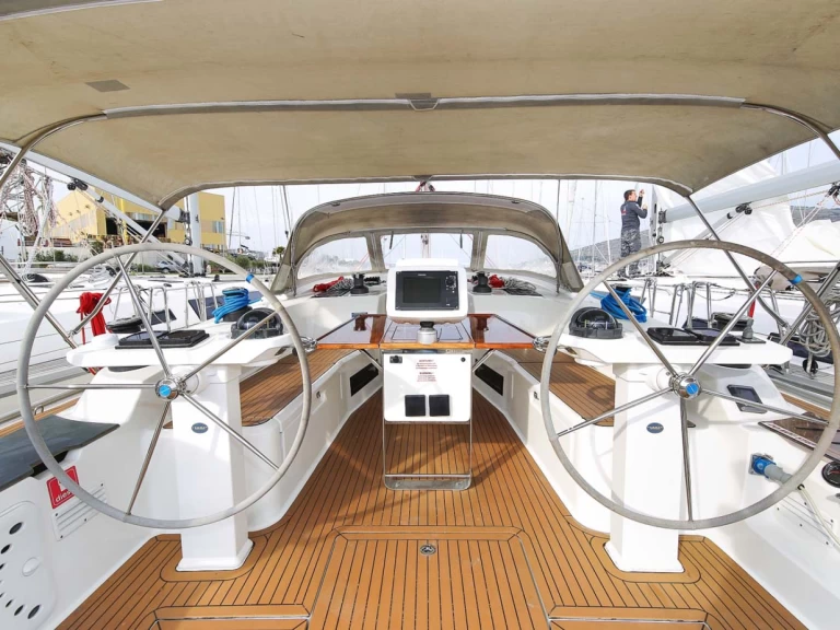 Noleggio barche Bavaria Cruiser 50 a Jezera su Samboat