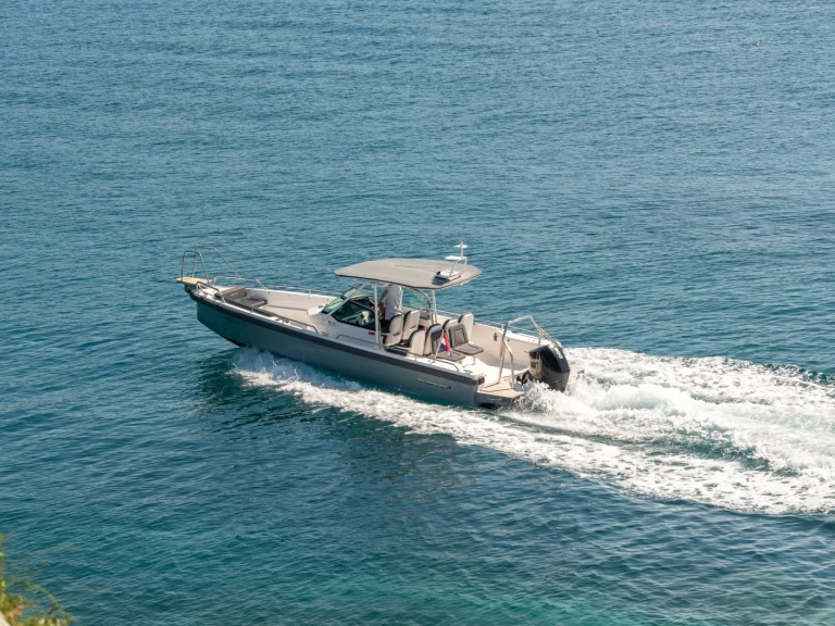Axopar Axopar 28 T-Top da affittare a  Trogir