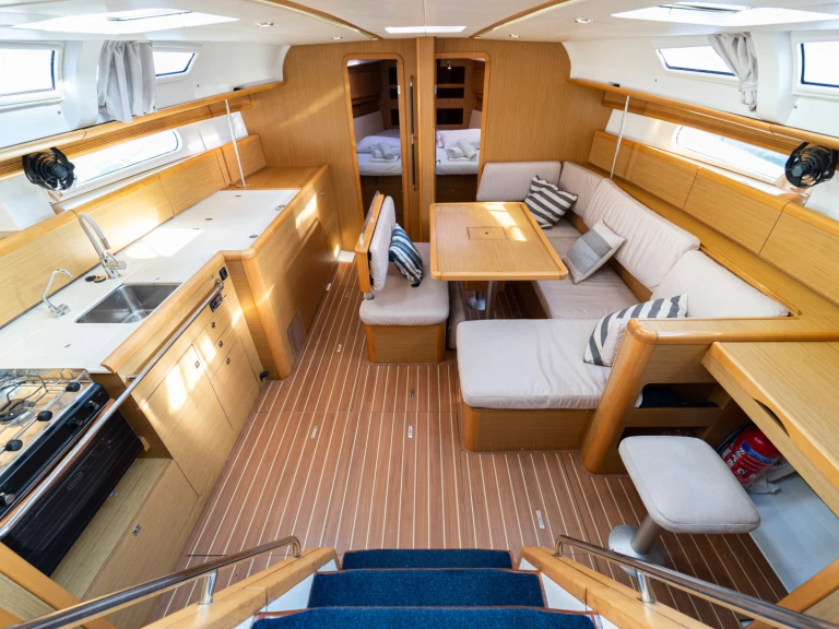 Jeanneau Sun Odyssey 44i da affittare a  Kavála
