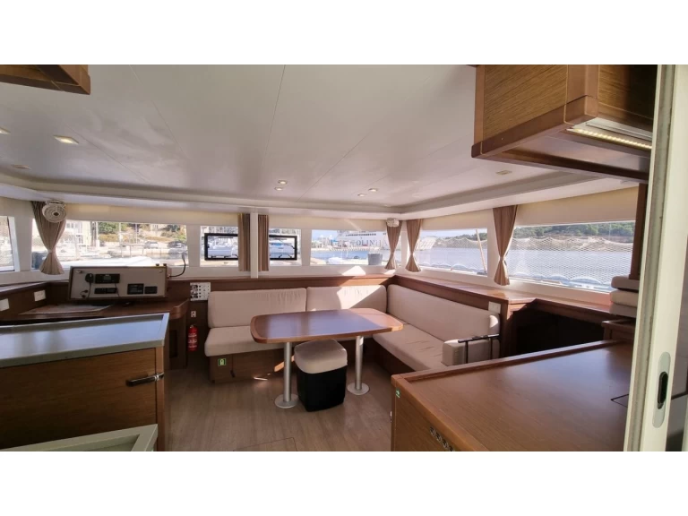 Noleggio Catamarano con o senza skipper Lagoon a Sant Antoni de Portmany