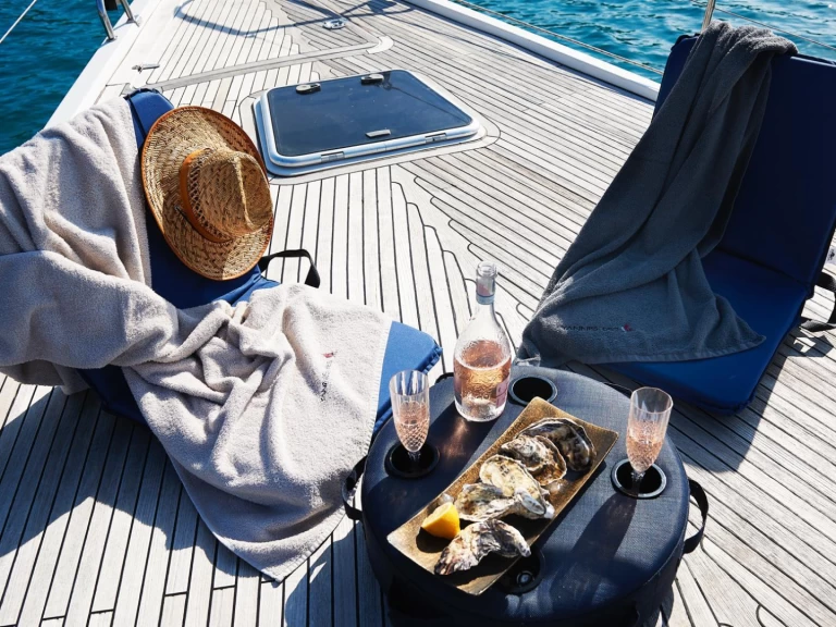 Noleggio Barca a vela a Álimos – Hanse Hanse 540 E