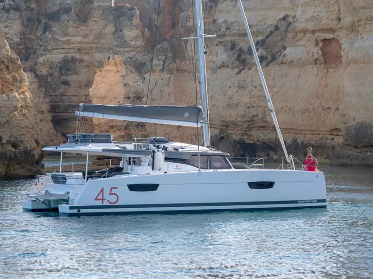 Noleggio a Palermo – Fountaine Pajot Elba 45 su SamBoat