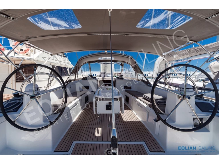 Noleggio barche Jeanneau Sun Odyssey 519 a Capo d'Orlando su Samboat