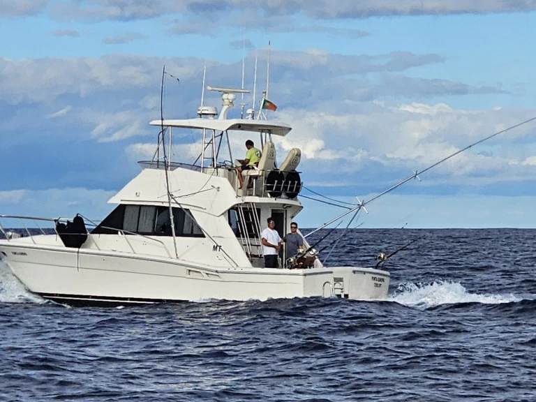 Noleggio Barca a motore a Ponta Delgada (São Pedro) – Riviera Riviera 39 Open Flybridge