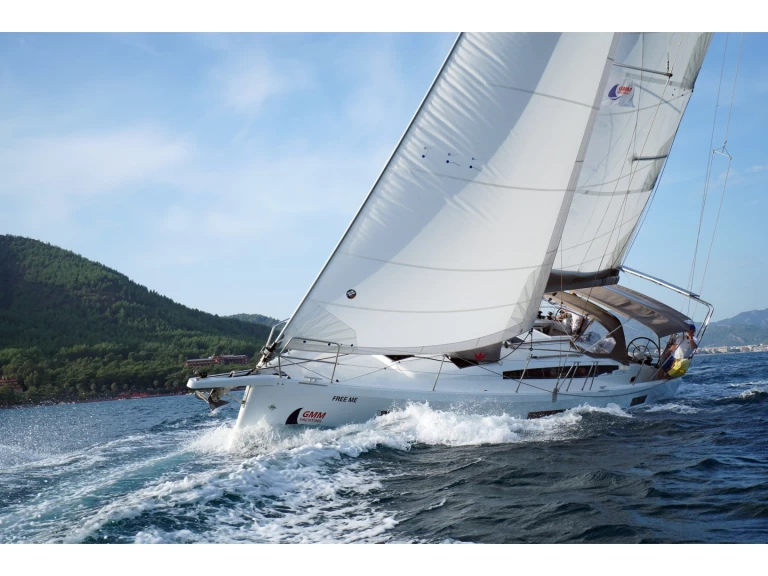Noleggio Barca a vela Jeanneau con patente nautica