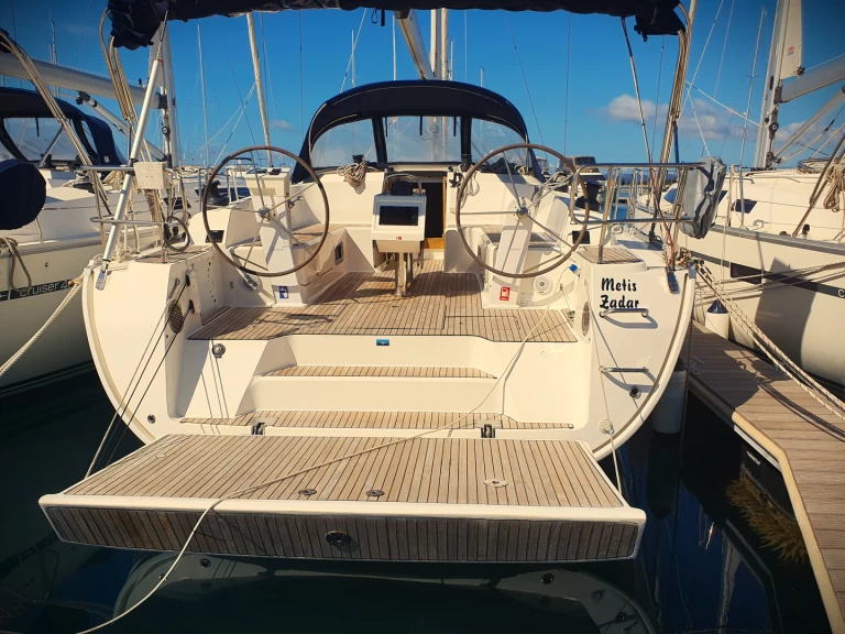 Bavaria Cruiser 46 da affittare a  Drage
