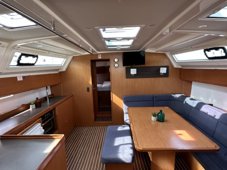 Noleggiare una Bavaria Cruiser 46 a Drage