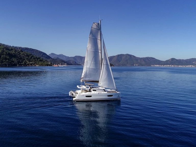 Catamarano a noleggio a Marmaris al miglior prezzo