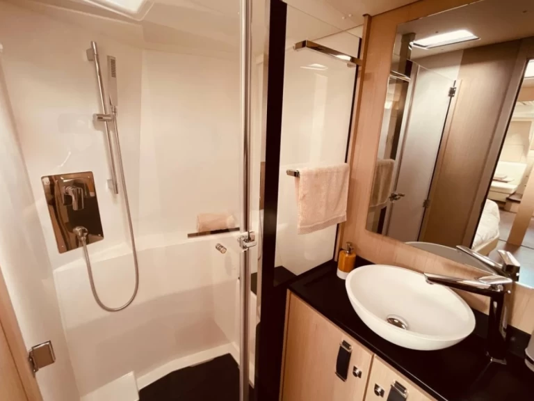 Jeanneau Jeanneau 55 da affittare a  Salerno