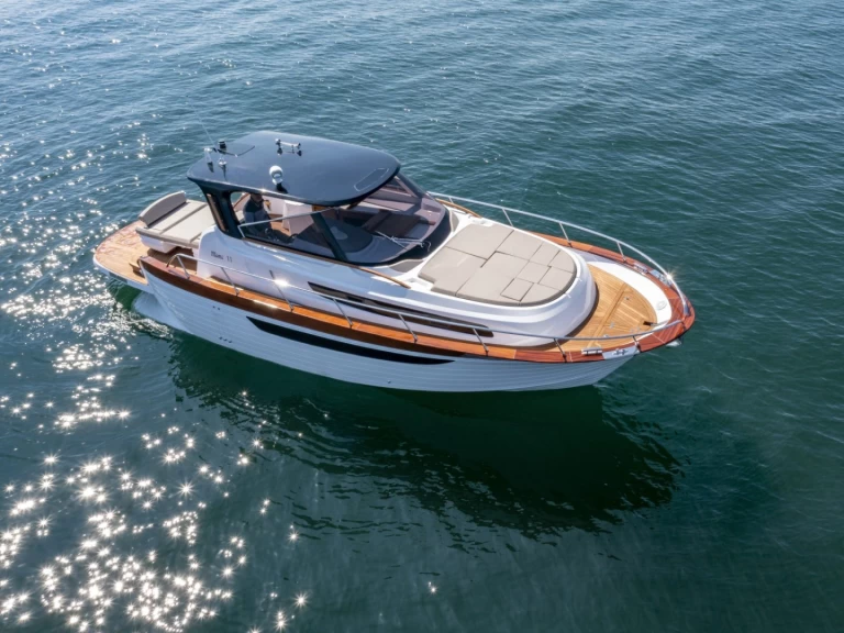 Noleggio barche  Libeccio 11 Cabin a Novi su Samboat