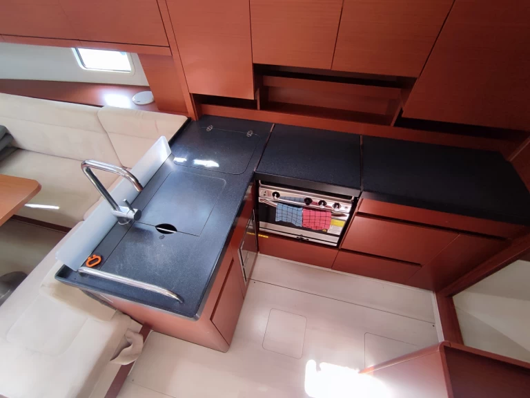 Noleggio Barca a vela Hanse con patente nautica