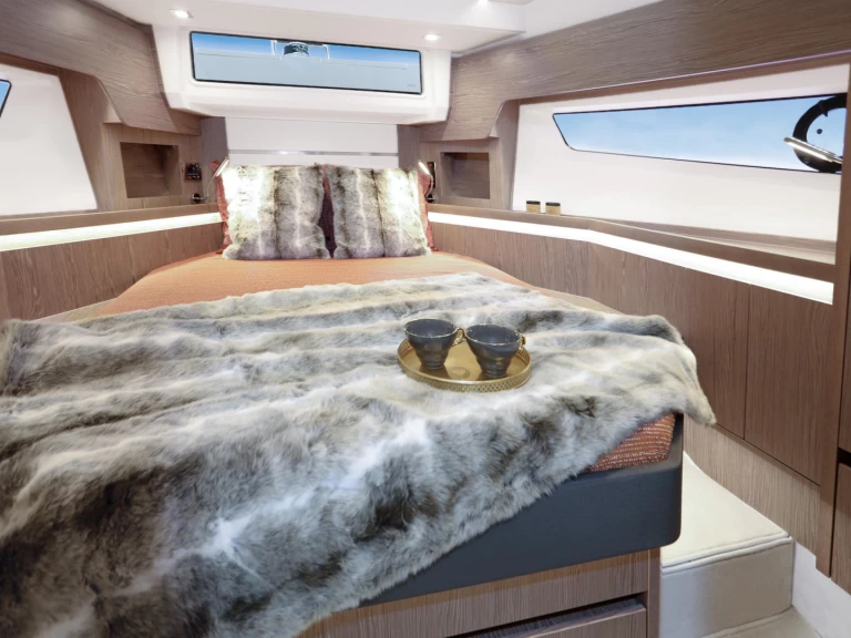 Barca a motore a noleggio a Pola al miglior prezzo