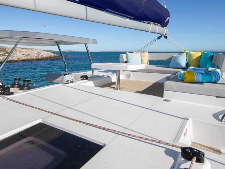 Noleggio barche Cannigione economico Leopard 42