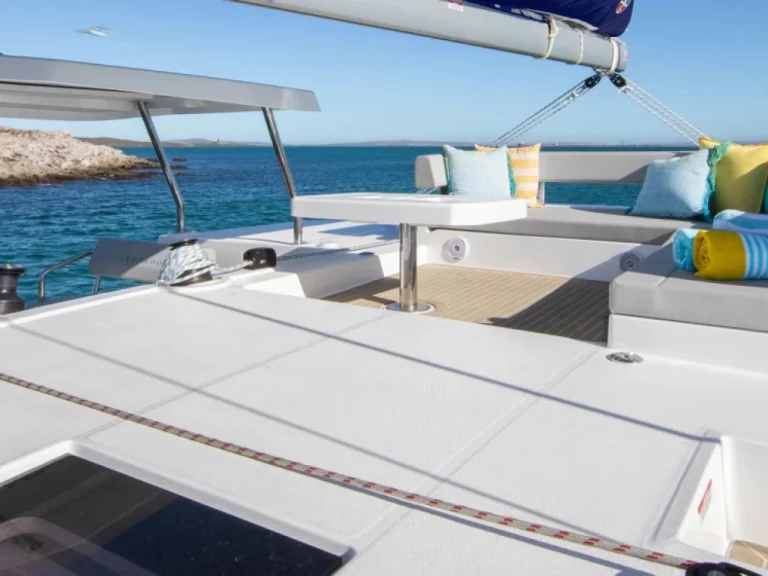 Noleggio a Bossoglina – Leopard Leopard 42 su SamBoat