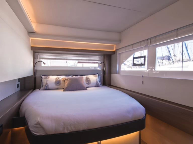 Barca a motore a noleggio a Road Town al miglior prezzo