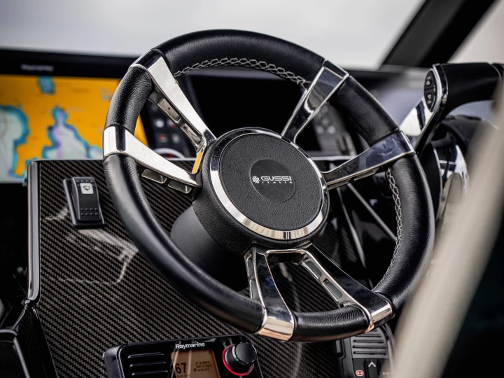 Noleggio barche Toúrlos economico Technohull 38 Grand Sport