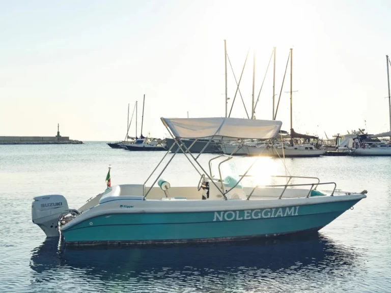 Noleggio Barca a motore a Torre Canne –  Motorboat 5.80