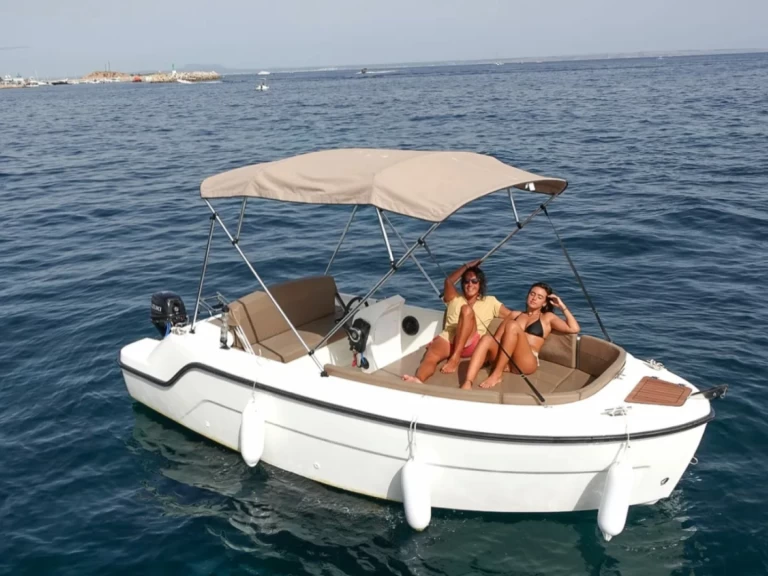 Noleggio Barca a motore a Palma de Maiorca – AQUA 515