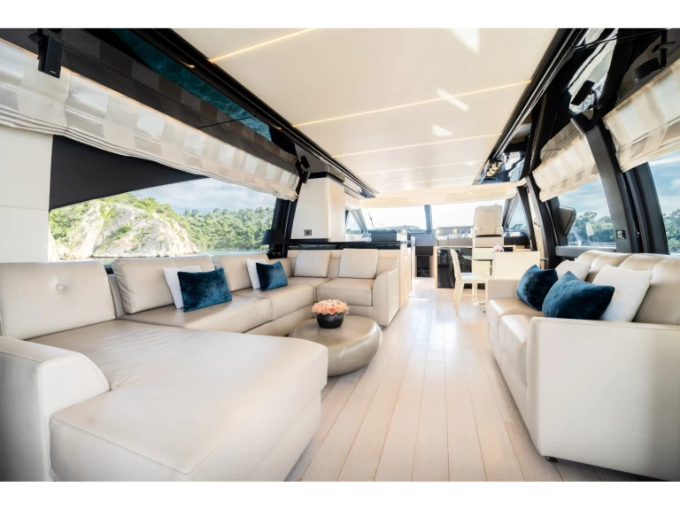 Noleggio barche Sebenico economico Azimut 72 Fly