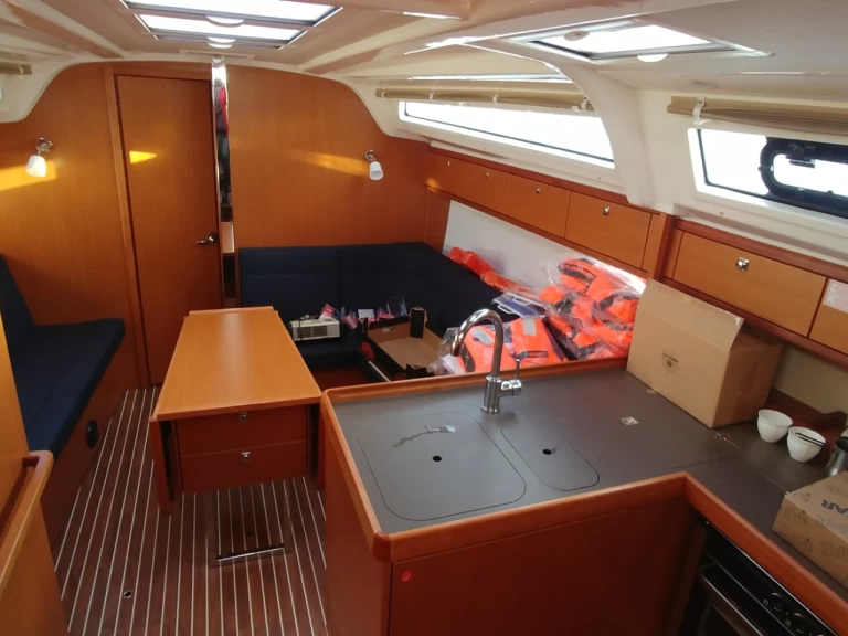 Noleggio Barca a vela a Sukošan – Bavaria Cruiser 37