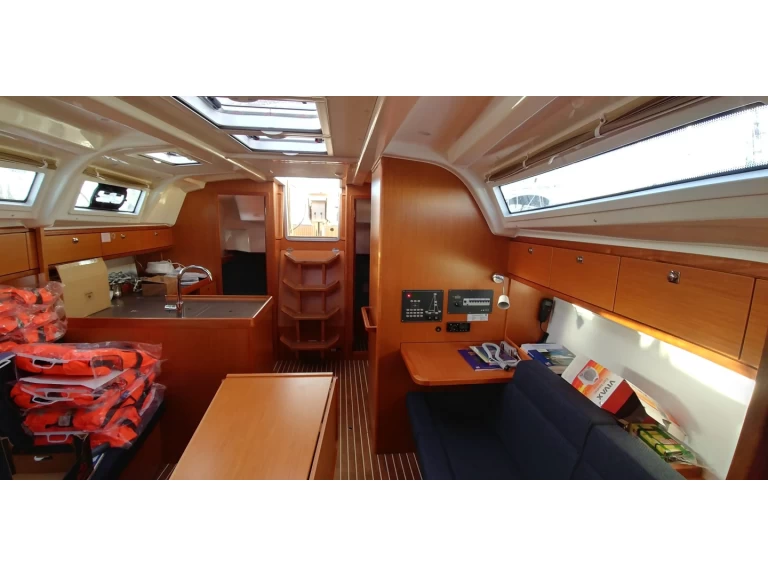 Noleggio barche Bavaria Cruiser 37 a Sukošan su Samboat