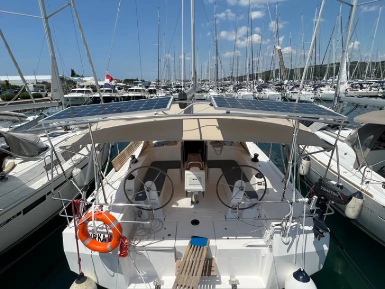 Noleggio Barca a vela a Sukošan – Bavaria Bavaria C 42