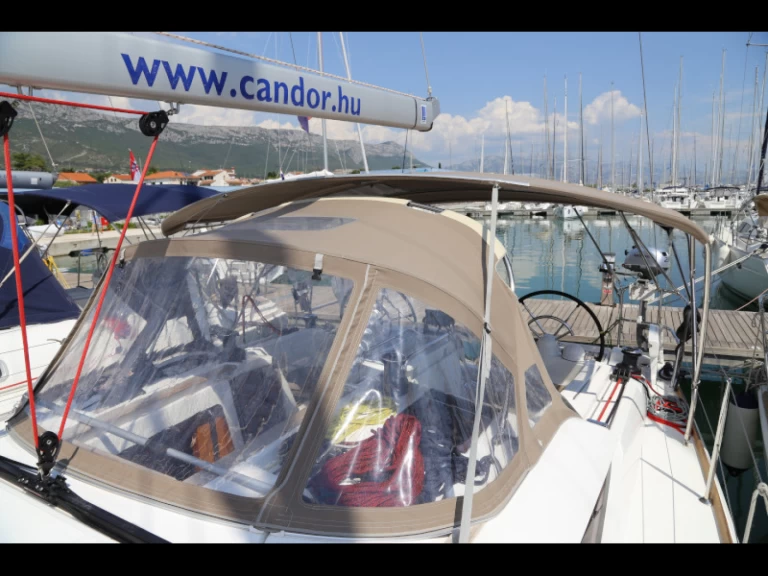 Noleggio a Kaštel Gomilica – Jeanneau Sun Odyssey 419 su SamBoat