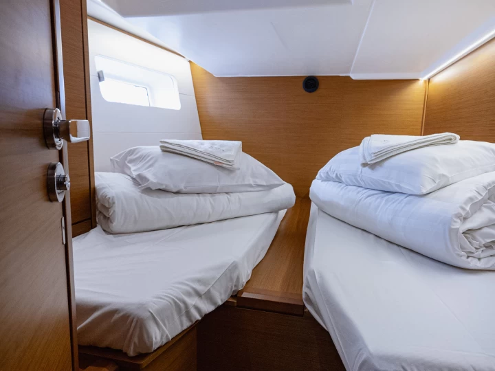 Barca a vela a noleggio a Kaštel Gomilica al miglior prezzo