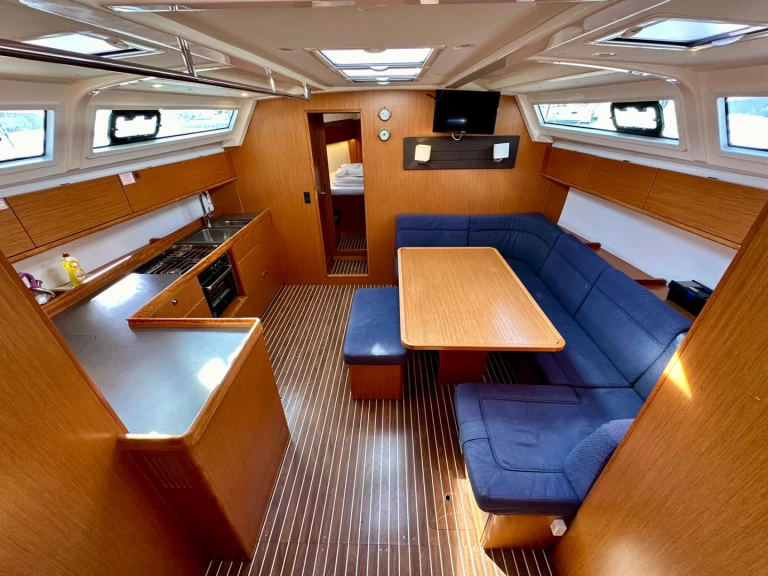 Noleggiare una Bavaria Cruiser 46 a Sukošan