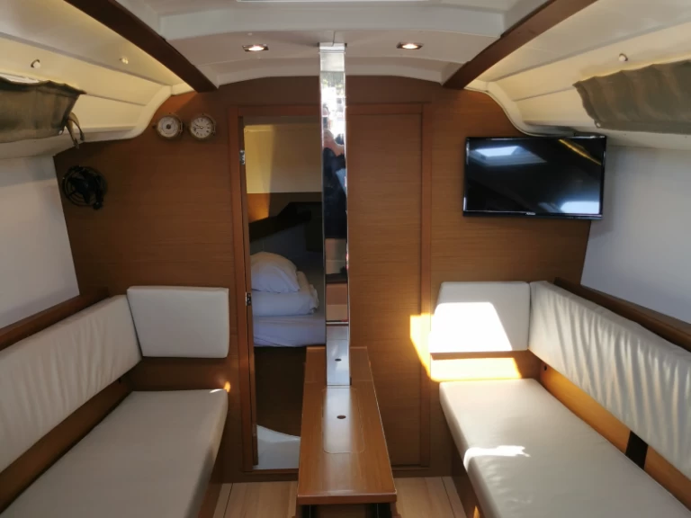 Noleggio barche Drage economico Sun Odyssey 349