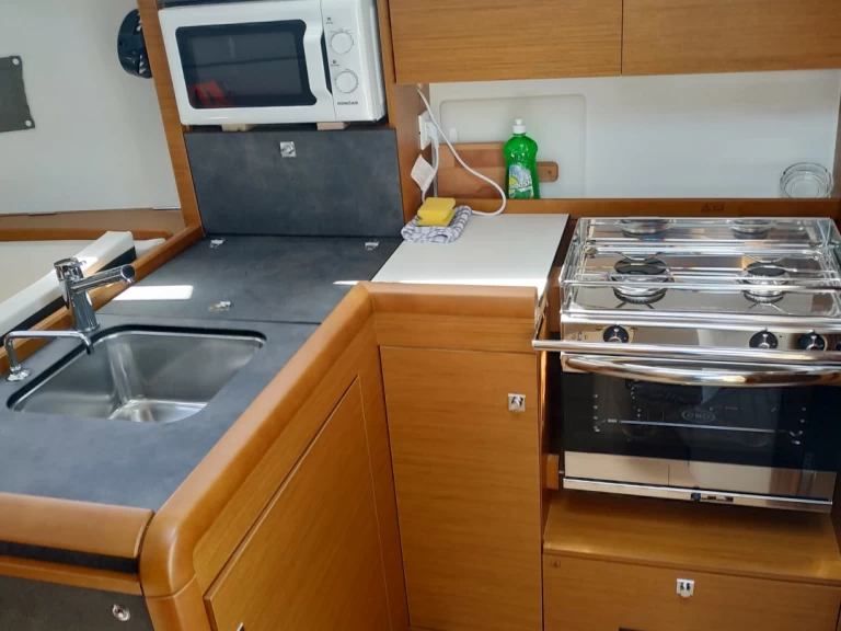 Noleggio Barca a vela a Drage – Jeanneau Sun Odyssey 349