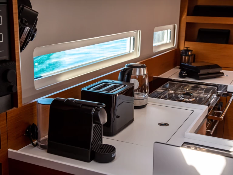 Noleggiare una Jeanneau Sun Odyssey 410 a Préveza