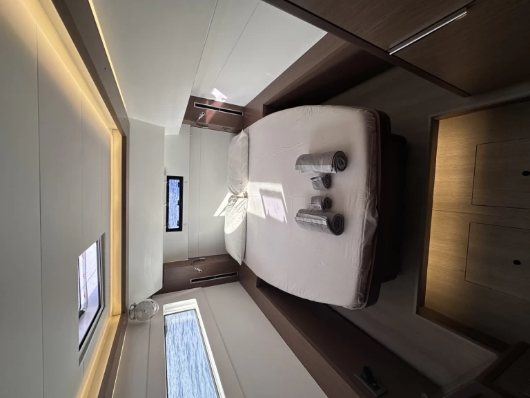 Noleggio Catamarano Lagoon con patente nautica