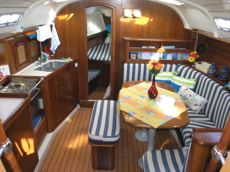 Barca a vela a noleggio a Lefkáda al miglior prezzo