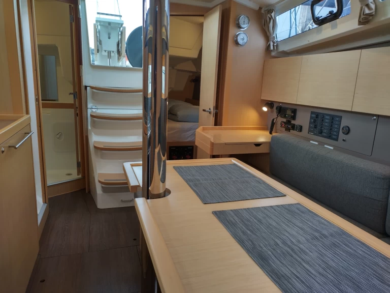 Noleggiare una Bénéteau Oceanis 35 a Yerseke
