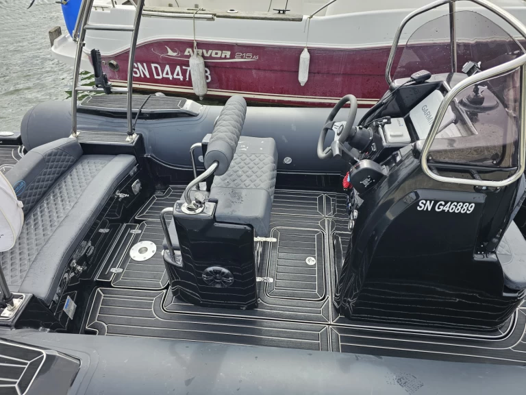 Noleggio Gommone 3D Tender con patente nautica