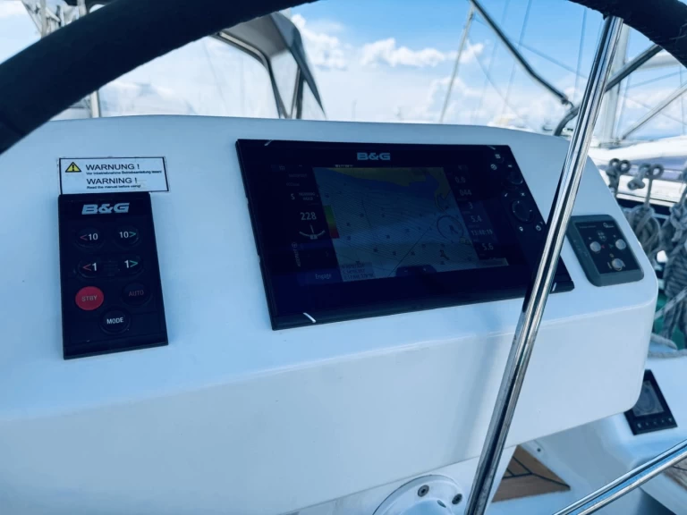 Noleggiare una Hanse Hanse 458 a Novi