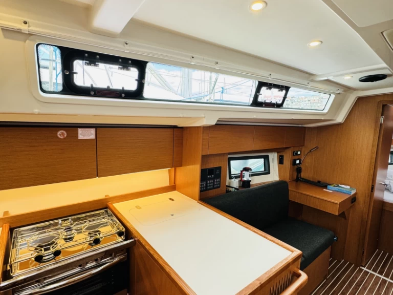 Noleggio Barca a vela a Novi – Bavaria Bavaria C38