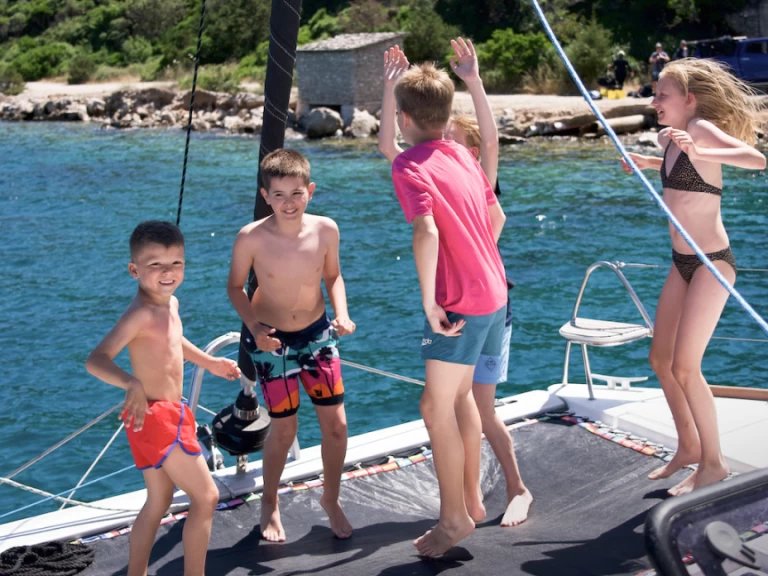 Noleggio barche Aventura aventura 34 a Sebenico su Samboat