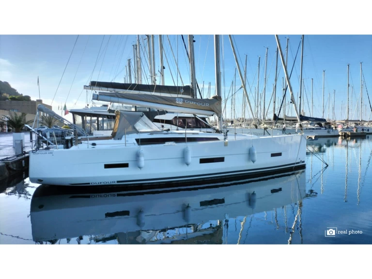 Dufour Dufour 430 da affittare a  Castellammare di Stabia