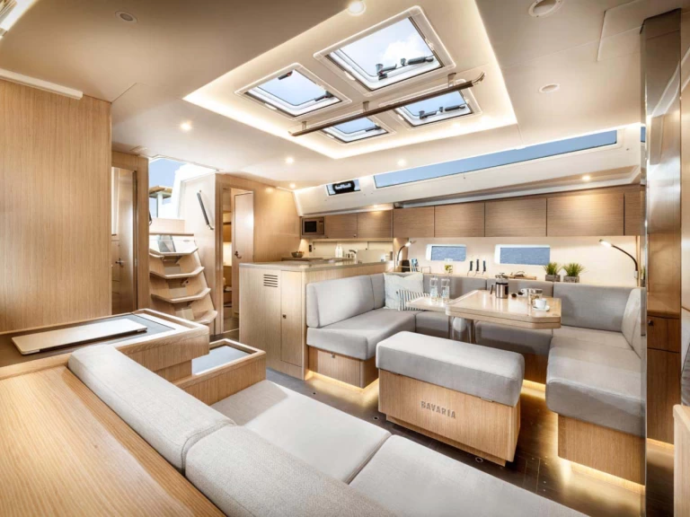 Noleggio Barca a vela con o senza skipper Bavaria a Golfo Aranci