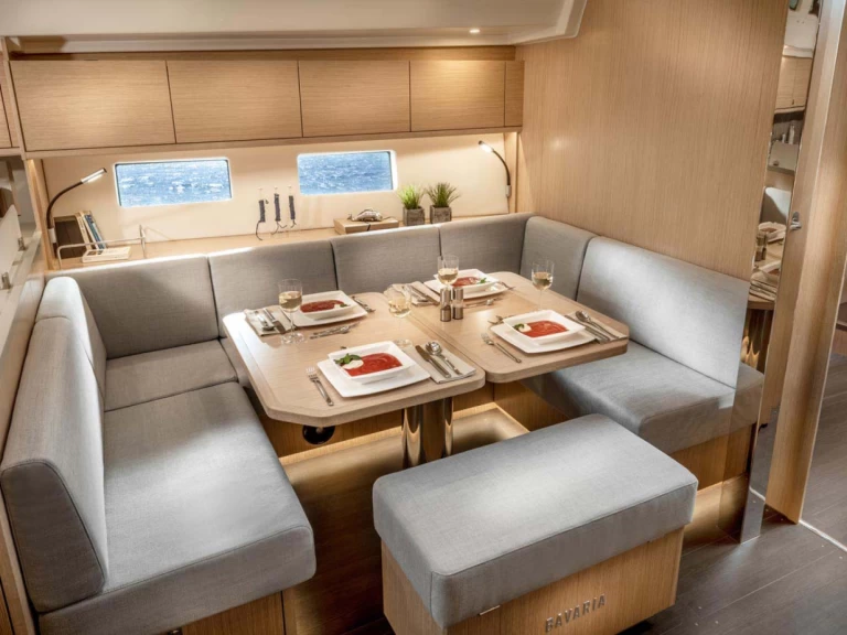 Noleggio Barca a vela Bavaria con patente nautica