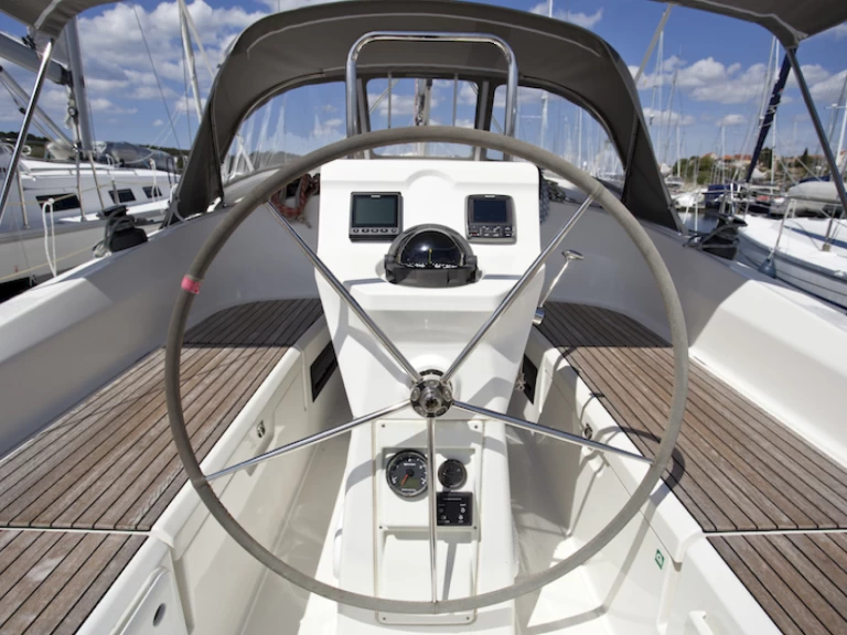 Bavaria Bavaria 36 Cruiser da affittare a  Sebenico