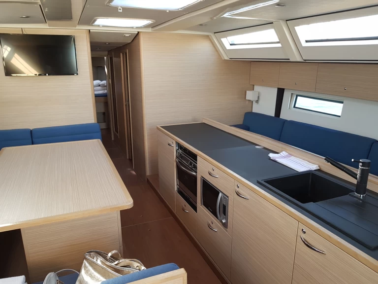 D&D Yacht D&D Kufner 54 (AC+Gen+Solar) da affittare a  Punat