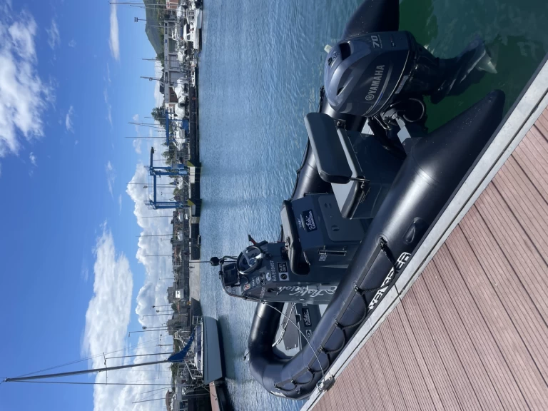 Noleggio barche Hendaye economico Explorer 550