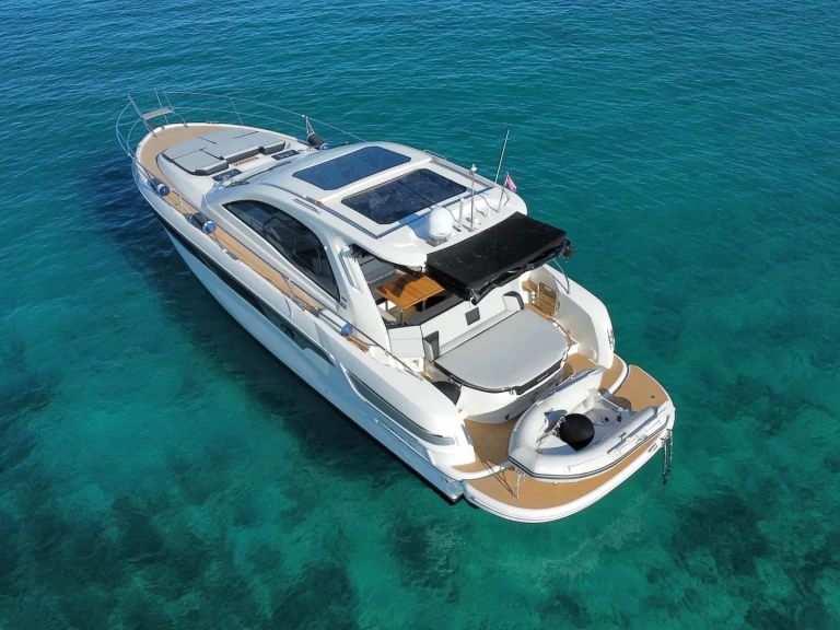 Noleggio Barca a motore Bavaria con patente nautica