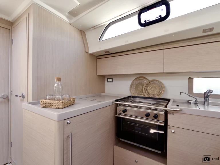 Noleggio Barca a vela con o senza skipper Bénéteau a Cannigione