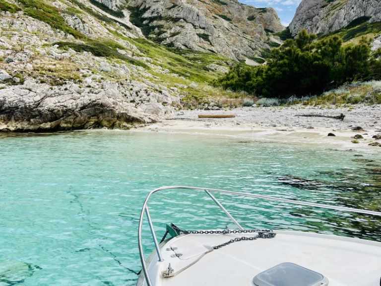 Noleggio Barca a motore B2 Marine con patente nautica